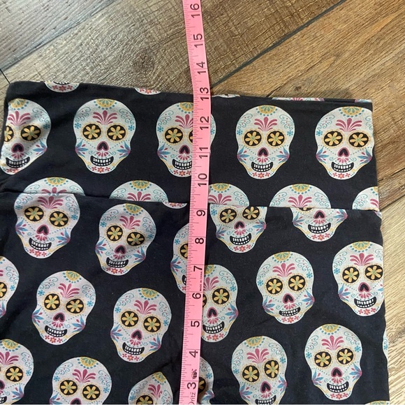 Kickee Capri Length Leggings Sugar Skull Size Medium - Picture 7 of 7